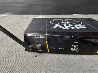 AKG WMS40 Pro Wireless Vocal - 2
