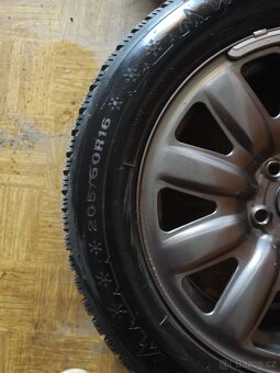 Zimní 205/60/16+Letní 225/45/18 - 2