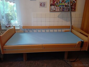 Elektrická polohovací postel - 2
