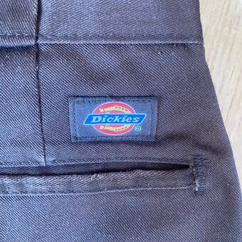 Hnědé baggy kalhoty dickies velikosti 28/32 - 2