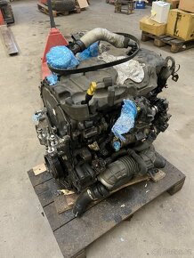 Motor Ford Custom - 2