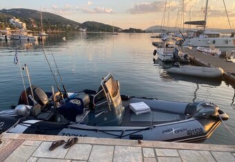 Člun nafukovací Zodiac PRO Open 550 - 115 hp spalovací motor - 2