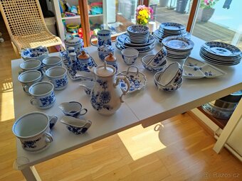 Prodám sadu Karlovarský porcelán - Cibulák - 2