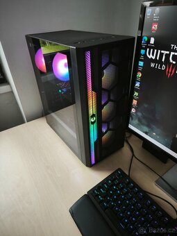 Herní 6-jádro Ryzen 5 3600/32GB RAM/RX5600XT/SSD 1TB/4TB HDD - 2