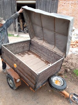 Přívěsný vozík za auto - 2