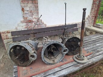 Prodám převodovky TATRA - 2