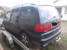 Volkswagen Sharan 1.9 TDi PD 96kw ASZ - 2
