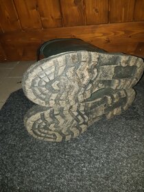 Použité gumáky, vel. 45, zateplené - 2