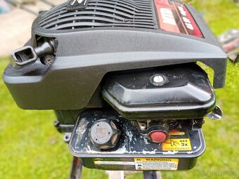 Motor Briggs and stratton - 2