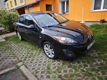 Prodám Mazda 3,2011, benzín, slušná výbava, BOSE, nová STK - 2