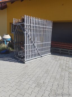 Prodám rámové lešení 54m2. - 2