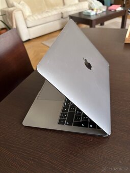 MacBook Air Retina 13-inch 2018, vč. příslušenství - 2