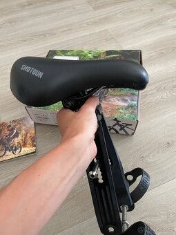 Shotgun sedacka na kolo - 2