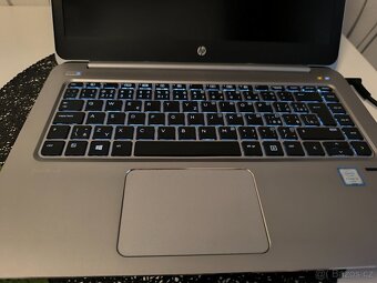 HP EliteBook Folio 1045 G3 na ND - 2