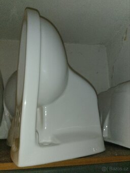 Mísa k závěsnému WC - 2