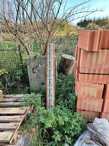 Prodám cihly Porotherm - miako vložkay různé, nosník POT - 2