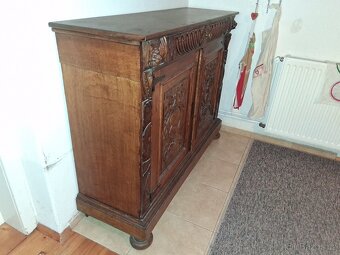 Dubová skříňka/komoda - 2