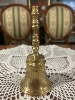 Mosazný zvoneček - 2