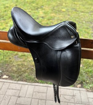 Drezurní sedlo Schleese 17”/4-5 - 2