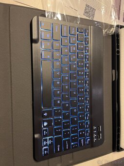 Pouzdro s klávesnicí na Samsung Galaxy Tab 12 - 2