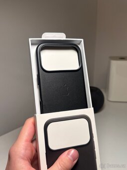 iPhone 17 Pro kožený Apple kryt - 2
