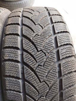 2 ZIMNÍ 205/45 R17 - PERFEKT.STAV - 2