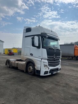 Mercedes Actros 1845 - 2