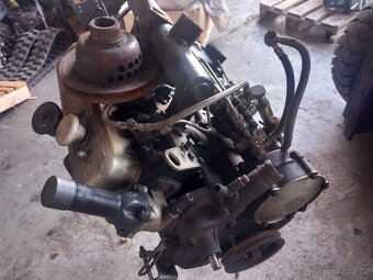 motor  Y485 EPA - 2