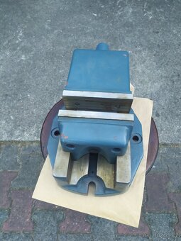 Strojní svěrák - 2