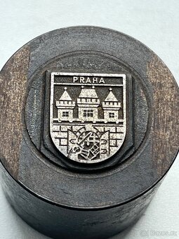 Staré pečetidlo - razidlo - Praha - 2