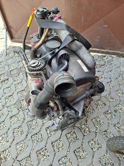 Motor 2,5 TDI 96kw Typ: AXD Transporter - 2