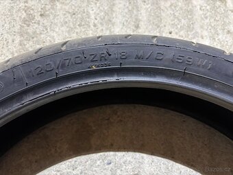 Pneu 120/70 ZR18 - 2