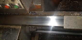 prodám soustruh sus 63/1m - 2