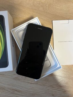 iPhone SE 128 GB - 2