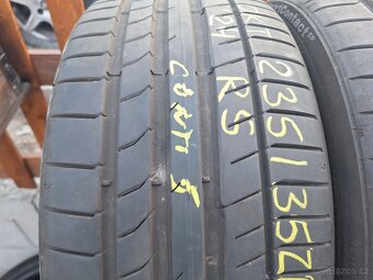 Prodám letní pneu 235/35/19 Continental - 2