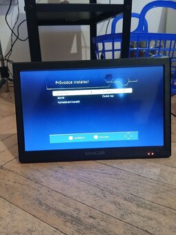 Přenosný LCD televizor Sencor SPV 7012T - 2