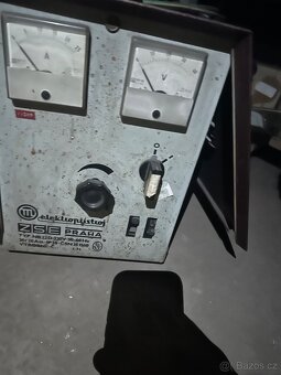 Retro autonabijecka - 2