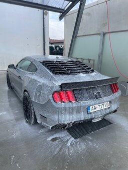 Ford mustang 5.0 - 2