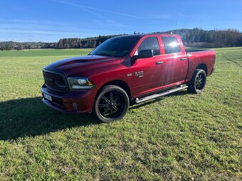 RAM 1500 CLASSIC SPORT 5.7 HEMI 295 Kw LPG - 2