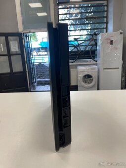 PlayStation 4 Slim + hry - 2