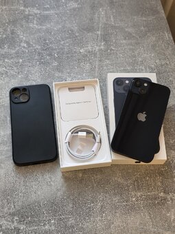 IPhone 13 128GB černý - 2