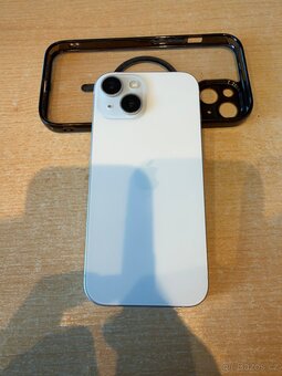 iphone 15 128gb stav jako nový - 2