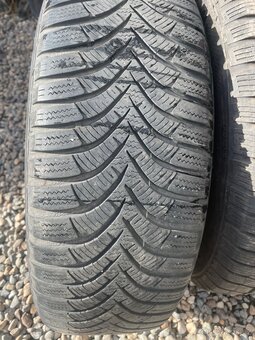 Zimní pneu 195/65R15 - 2