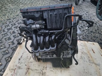 Motor 1,4 i 59kw TYP: BDU top stav 56.000km - 2