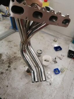 Prodám laděné svody + výfuk Opel C20XE Kadett GSi - 2
