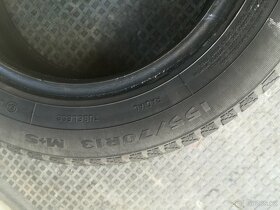 Prodám pneu 155/70R13 M+S Debica - 2