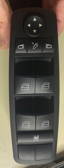 PANEL PŘÍLOHA RYCHLÝ pro Mercedes ML W164 04-11 - 2