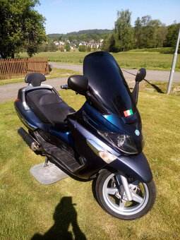 Piaggio X EVO 125 - 2
