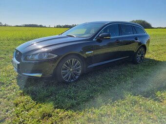Jaguar XF Sportbrake 3.0D, 202kw, S paket, 19" disky - 2