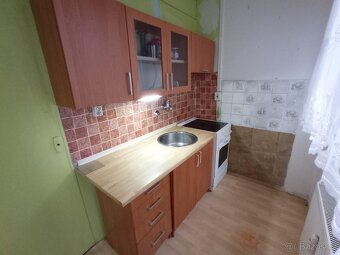 Pronájem 1+1, 27 m2, Růžová 3093, Most - 2